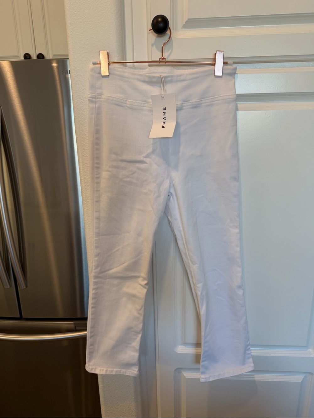 Frame Denim White Capri Pants